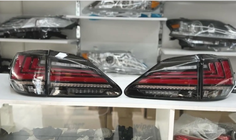 Задние стоп фары LED на Lexus RX 2010-2015